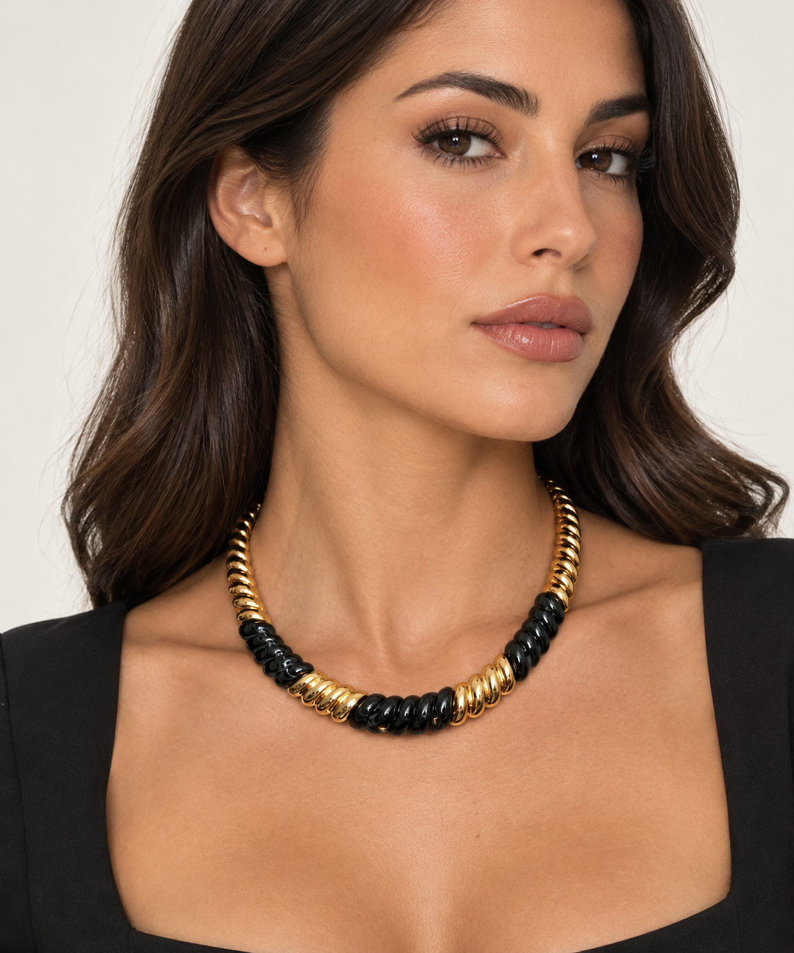 Collana Elegance – Design Raffinato e Moderno