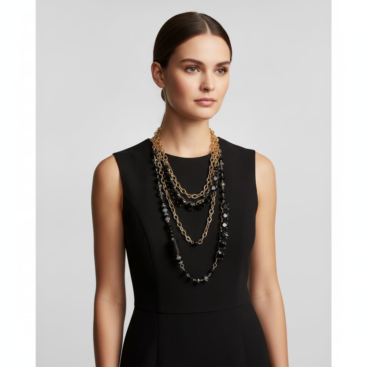 Collana Multistrato Nera e Oro con Cristalli e Perline - Made in Italy